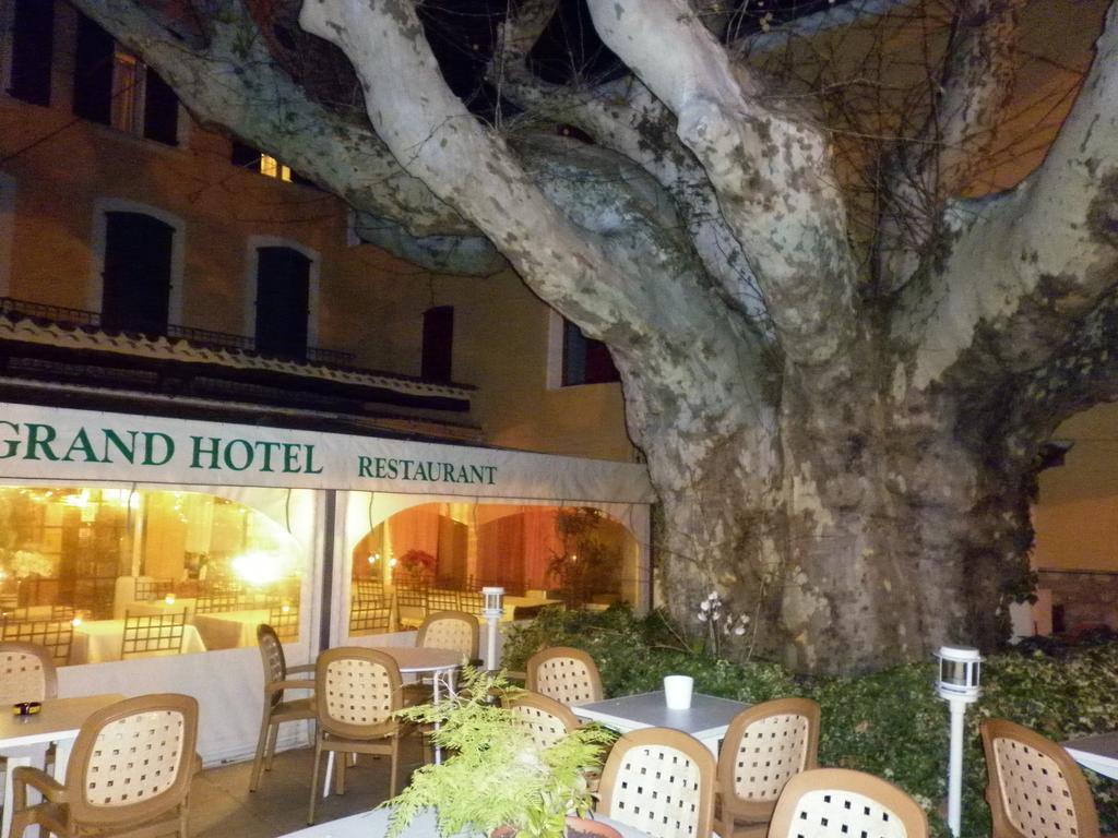 Le Grand Hotel Опс Екстериор снимка